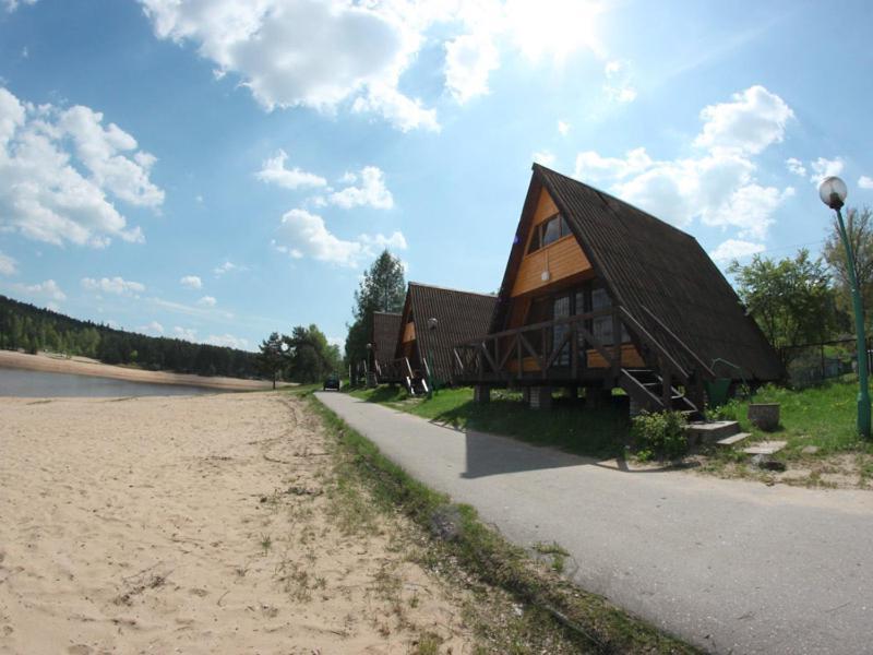 Osrodek Wypoczynku I Rekreacji Rejow Otel Skarżysko-Kamienna Dış mekan fotoğraf